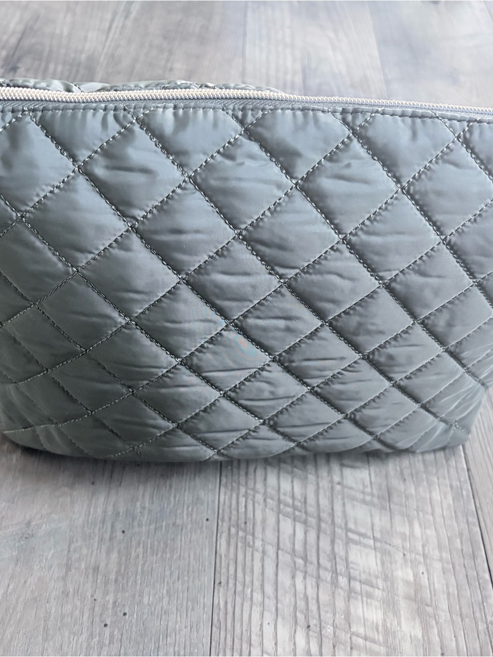 Quilted Olive Green Women's Cosmetic Pouch